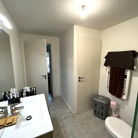 Lady Lafe Kaz Apartment
