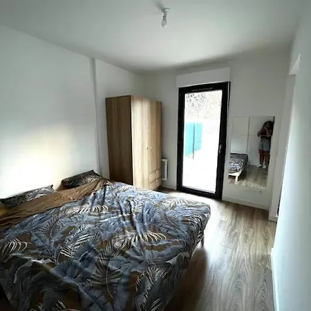 Lady Lafe Kaz Apartment
